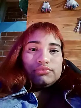 Snapshot of Hilarybunnyy chatting on December 8, 2024, 2:07 am Hilarybunnyy online show from December 8, 2024, 2:07 am