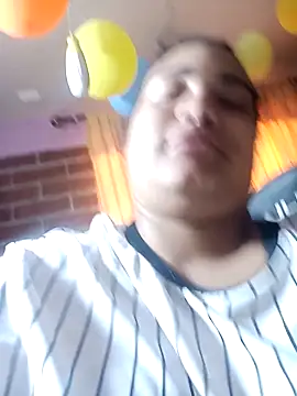 Snapshot of Hilarybunnyy chatting on March 9, 2025, 2:43 pm Hilarybunnyy online show from March 9, 2025, 2:43 pm