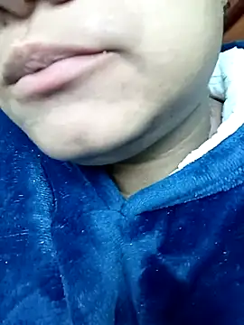 Snapshot of Hilarybunnyy chatting on September 21, 2025, 3:13 pm Hilarybunnyy online show from September 21, 2025, 3:13 pm