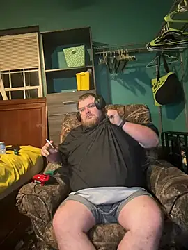 Snapshot of fatdickdaddy448 chatting on December 26, 2024, 12:03 am fatdickdaddy448 online show from December 26, 2024, 12:03 am