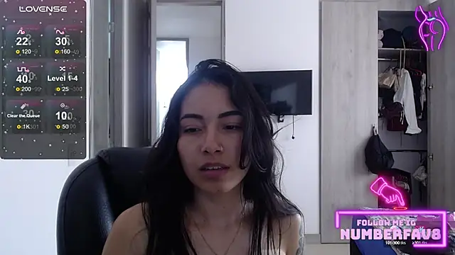 Snapshot of numberfav8 chatting on December 7, 2024, 9:33 pm numberfav8 online show from December 7, 2024, 9:33 pm