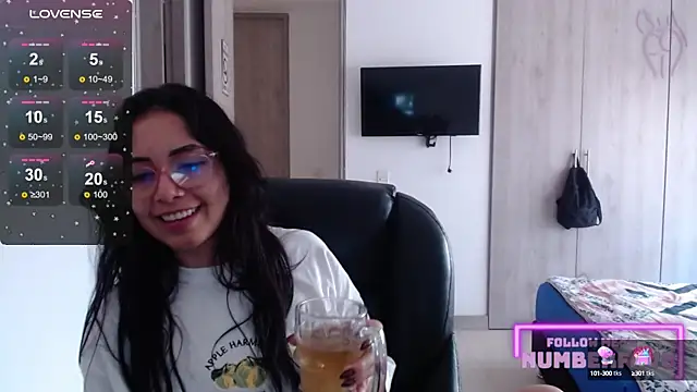 Snapshot of numberfav8 chatting on December 8, 2024, 10:03 pm numberfav8 online show from December 8, 2024, 10:03 pm