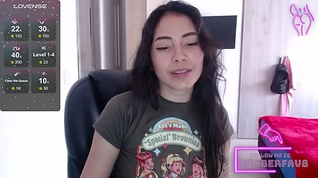 Snapshot of numberfav8 chatting on December 17, 2024, 5:26 pm numberfav8 online show from December 17, 2024, 5:26 pm