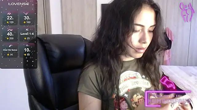 Snapshot of numberfav8 chatting on January 5, 2025, 10:29 pm numberfav8 online show from January 5, 2025, 10:29 pm