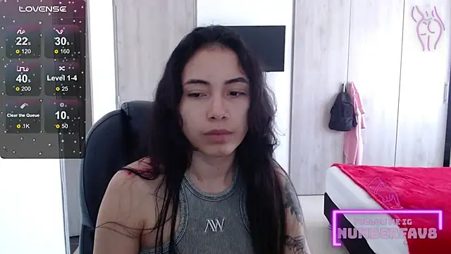 Snapshot of numberfav8 chatting on January 14, 2025, 4:40 pm numberfav8 online show from January 14, 2025, 4:40 pm