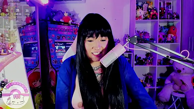 Snapshot of meda_kawaii_ chatting on January 18, 2025, 1:52 am meda kawaii  online show from January 18, 2025, 1:52 am