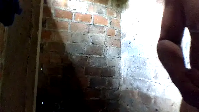 Snapshot of axomen chatting on February 4, 2026, 6:58 pm axomen online show from February 4, 2026, 6:58 pm