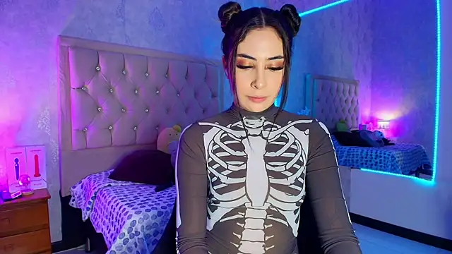 nini love01 online show from March 1, 2025, 7:30 am