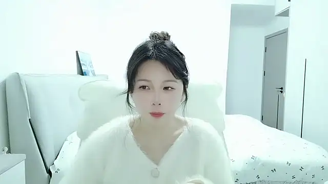 Sunset glow online show from February 1, 2026, 10:03 am