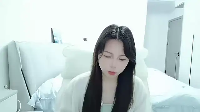 Sunset glow online show from March 19, 2026, 2:10 pm