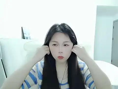 Sunset glow online show from April 18, 2026, 10:52 am