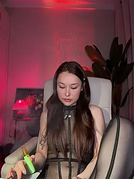 sphynx- - online show from November 29, 2025, 12:52 pm