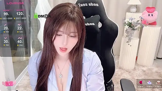 Snapshot of Happy_Kitty chatting on January 31, 2025, 3:55 pm Happy Kitty online show from January 31, 2025, 3:55 pm