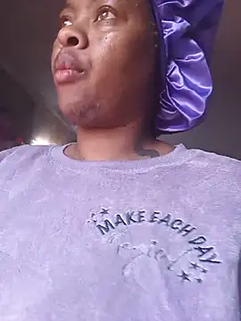 CuteHoney92 online show from May 30, 2026, 5:37 am