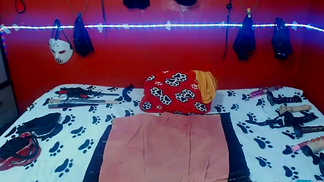 MATURE Randy online show from November 14, 2025, 5:11 pm