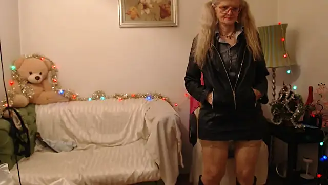 BlairFort online show from December 15, 2024, 2:05 pm