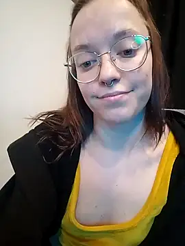 Snapshot of Aelita_bb chatting on January 11, 2025, 2:36 pm Aelita bb online show from January 11, 2025, 2:36 pm