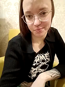 Snapshot of Aelita_bb chatting on January 27, 2025, 6:41 pm Aelita bb online show from January 27, 2025, 6:41 pm