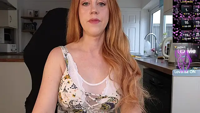 Snapshot of stripmequick chatting on June 2, 2026, 8:49 am stripmequick online show from June 2, 2026, 8:49 am