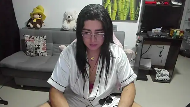 Khalifa Gold online show from April 16, 2026, 3:29 am