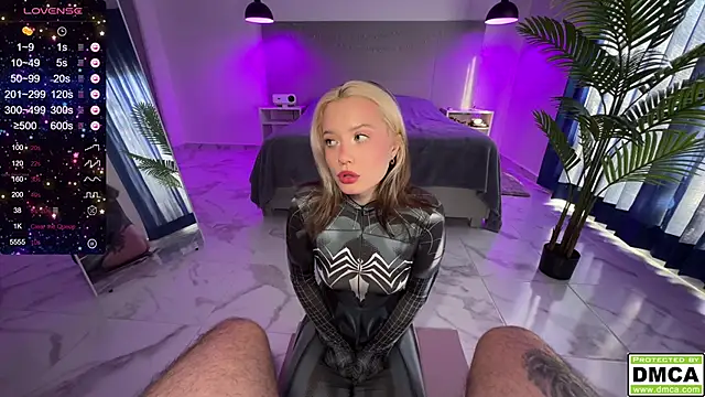 Snapshot of _blowjob_queen chatting on March 13, 2025, 9:59 pm  blowjob queen online show from March 13, 2025, 9:59 pm