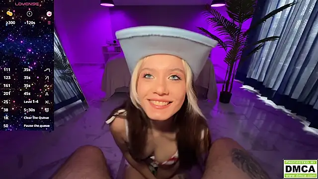 Snapshot of _blowjob_queen chatting on September 9, 2025, 10:20 pm  blowjob queen online show from September 9, 2025, 10:20 pm