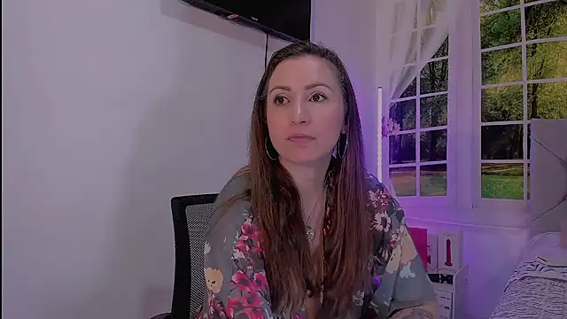 Snapshot of vanessabrown_ chatting on April 19, 2026, 3:22 pm vanessabrown online show from April 19, 2026, 3:22 pm