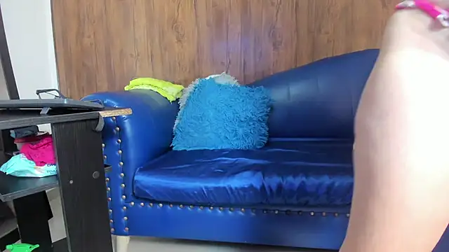 Mature Skinny online show from March 8, 2025, 12:52 pm