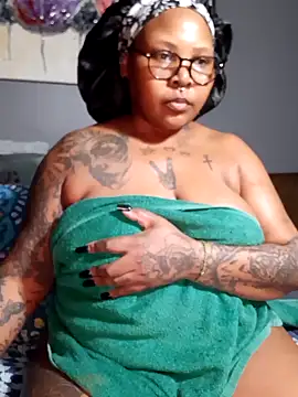 PearlSexxy69 online show from March 22, 2025, 8:26 pm