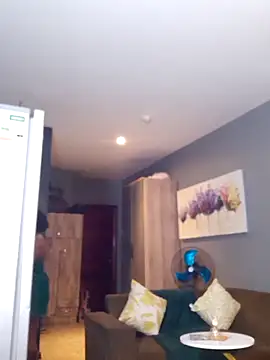 PearlSexxy69 online show from October 9, 2025, 2:42 am