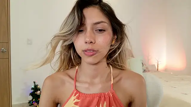 Sensualtease online show from December 12, 2024, 3:32 am