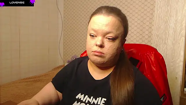 Janiffer MiMi online show from November 27, 2025, 6:43 pm