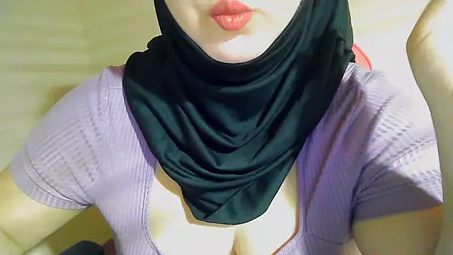 PinkPudding online show from December 2, 2024, 2:41 pm