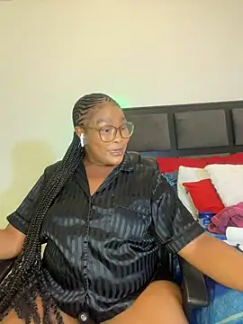 BADFATASS85 online show from February 18, 2025, 9:20 pm