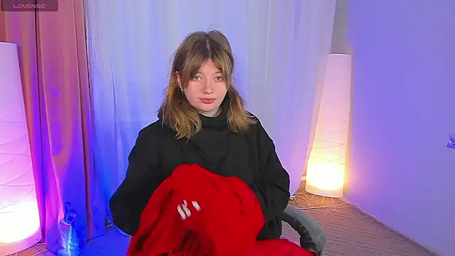 Vivian cutie online show from January 12, 2025, 10:34 am