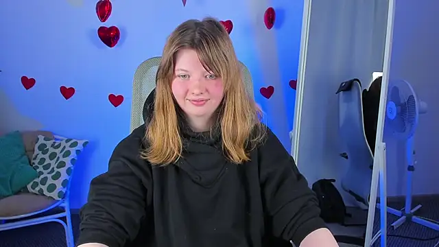 Vivian cutie online show from February 13, 2025, 3:35 pm