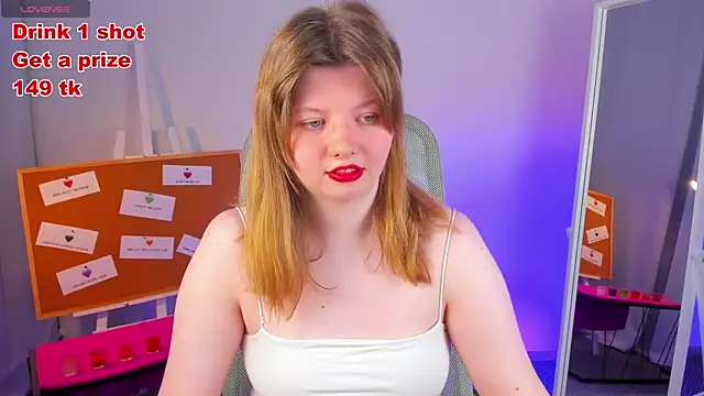 Vivian cutie online show from March 22, 2025, 10:49 am