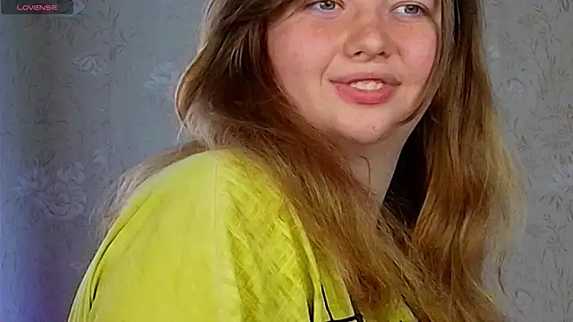 Vivian cutie online show from September 14, 2025, 12:26 pm