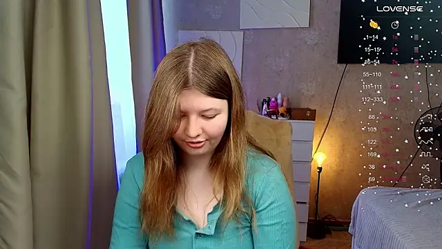 Vivian cutie online show from February 28, 2026, 10:38 am