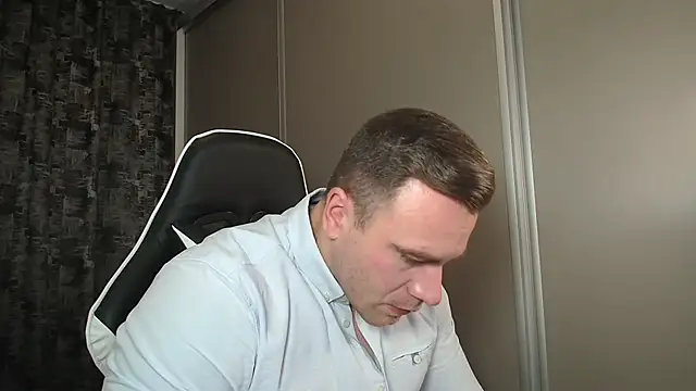 Thori92 online show from January 21, 2025, 6:34 pm