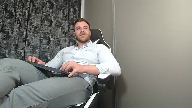 Thori92 online show from February 10, 2025, 9:04 pm