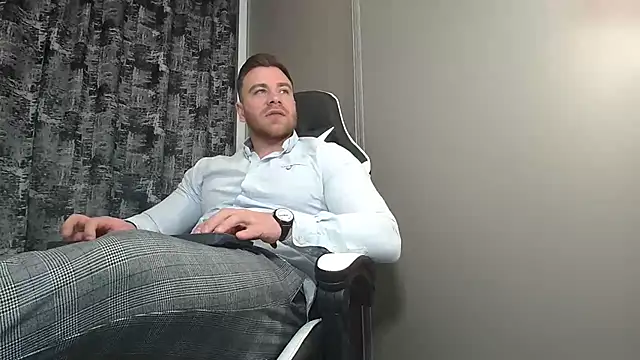 Thori92 online show from February 15, 2025, 6:12 pm