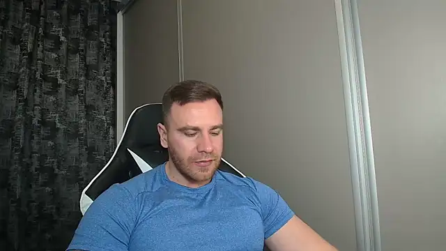 Thori92 online show from March 18, 2026, 5:27 pm