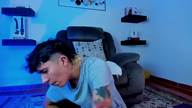 JacoboSwam online show from January 8, 2025, 10:37 pm