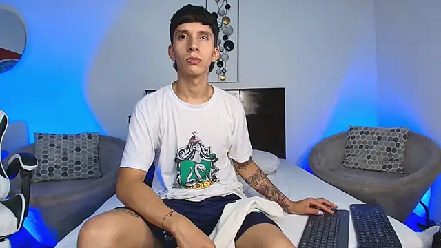 JacoboSwam online show from March 17, 2025, 4:29 am