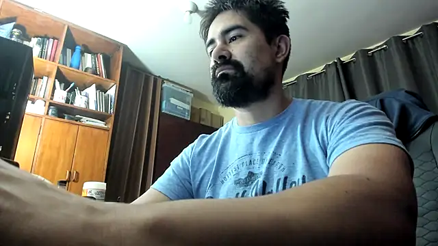 VonDoomdelToro online show from December 8, 2024, 8:30 am