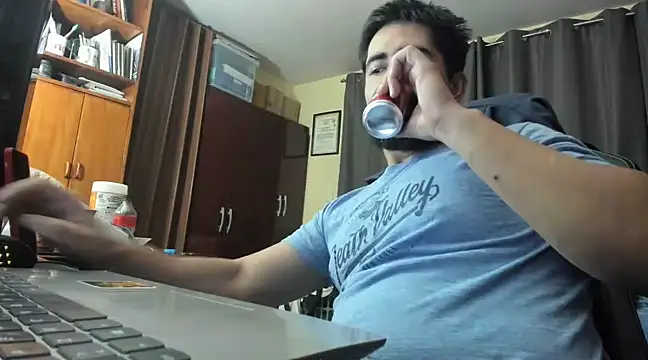 VonDoomdelToro online show from December 9, 2024, 6:01 am