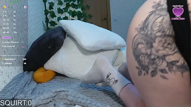 Snapshot of _aleksa_ chatting on March 2, 2025, 8:18 pm  aleksa  online show from March 2, 2025, 8:18 pm