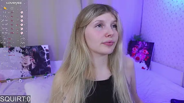 Snapshot of _aleksa_ chatting on October 3, 2025, 5:32 pm  aleksa  online show from October 3, 2025, 5:32 pm