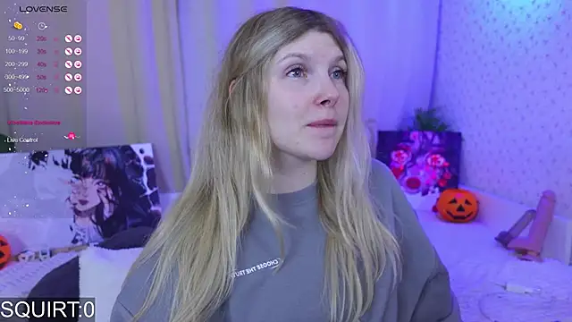 Snapshot of _aleksa_ chatting on October 7, 2025, 5:48 am  aleksa  online show from October 7, 2025, 5:48 am